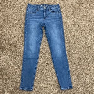 American Eagle Next Level Stretch Jegging Size 6